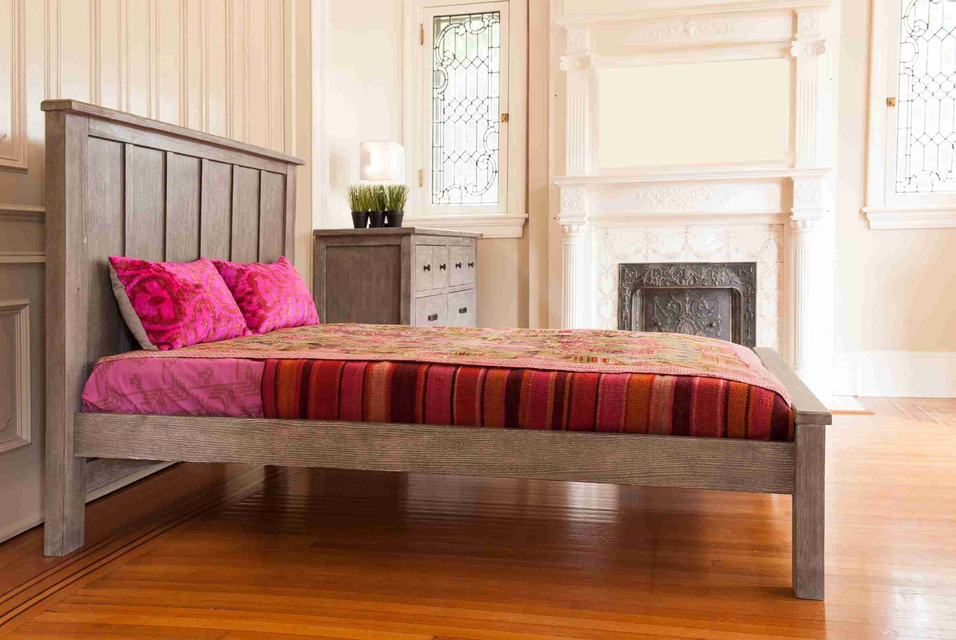 Relic Low Profile Footboard - Lifestyle Image Side View of Low Profile Footboard Fossil