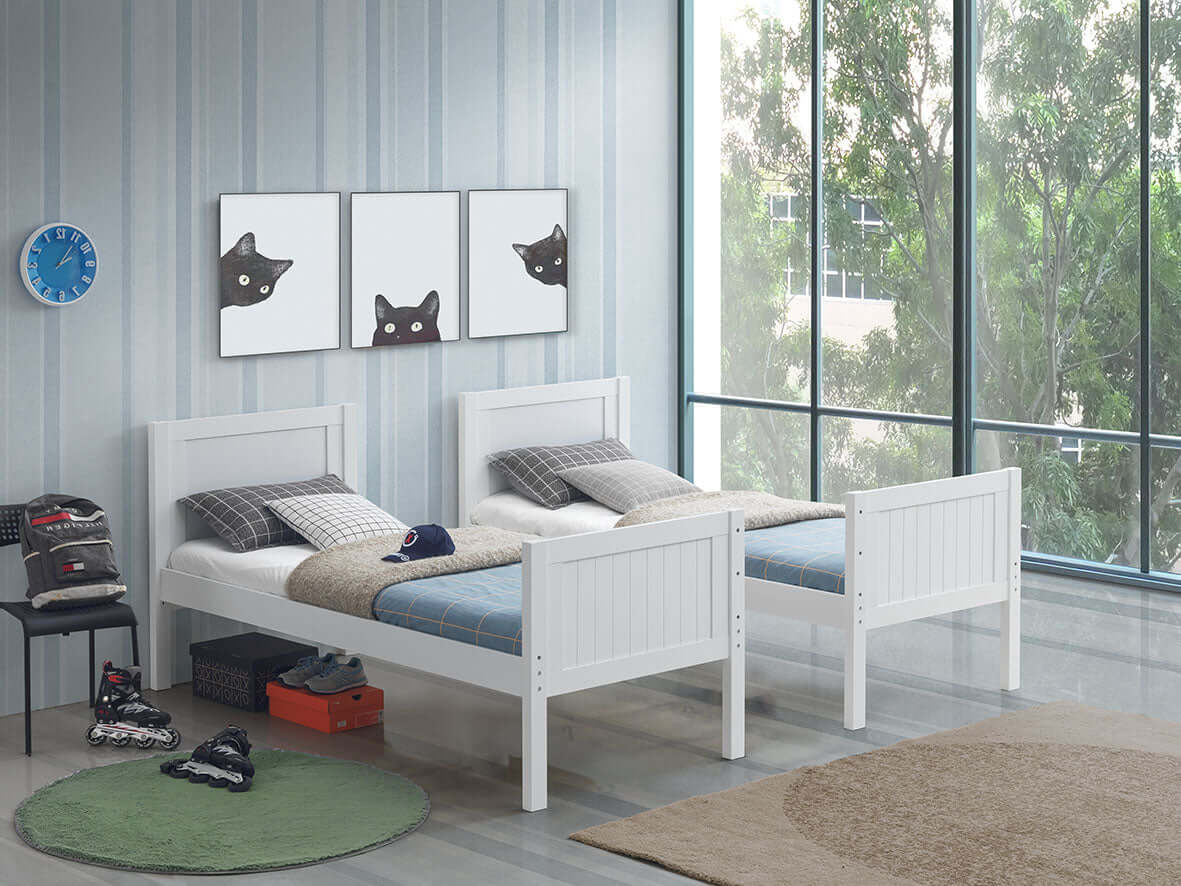 Bunk Bed - Model 2022 - Lifestyle Image Inclined Side View of Separated Bunk Bed Model 2022 White