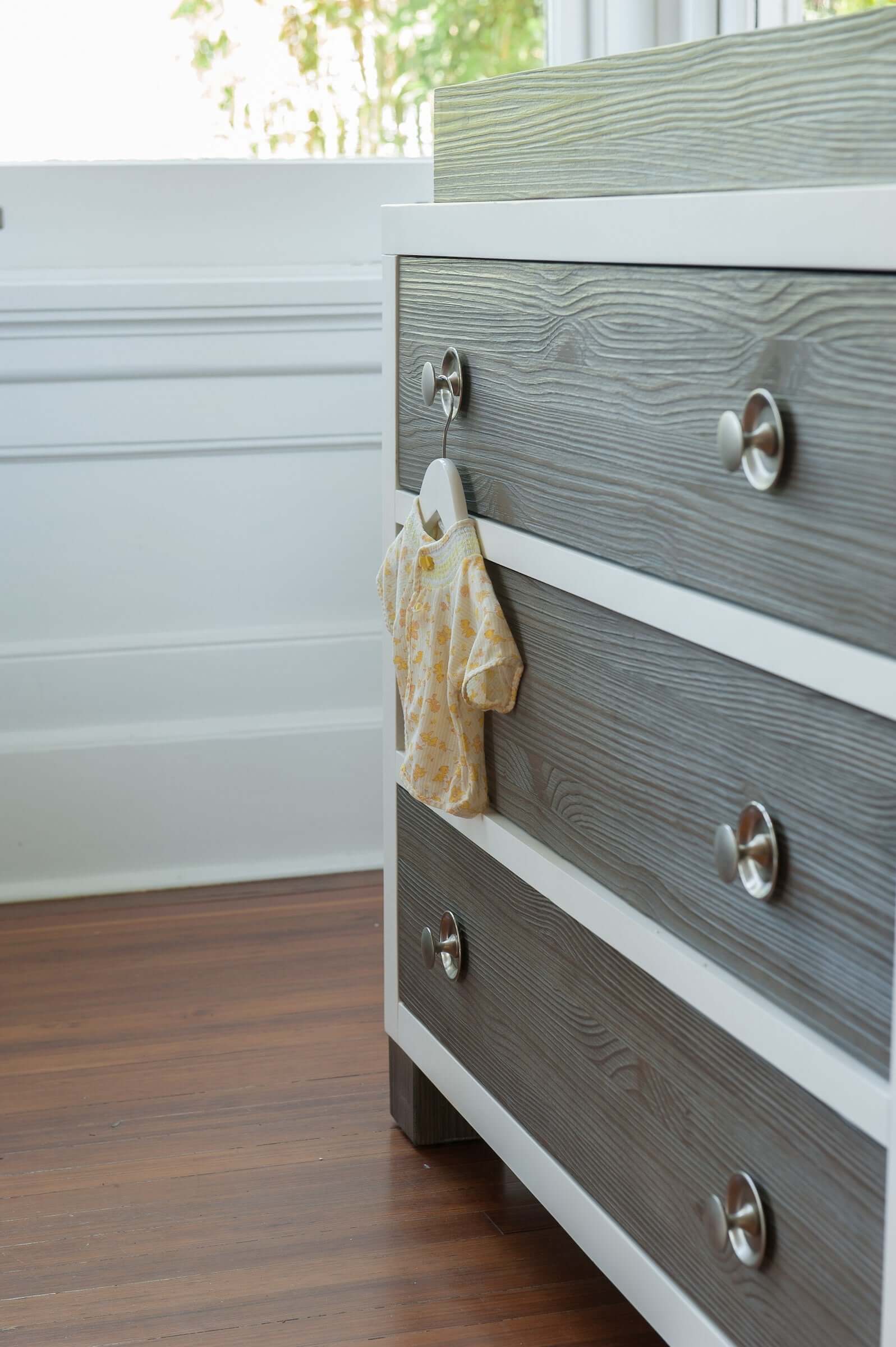 True Changer Tray - Lifestyle Image of Changer Tray Snow  with Mud on Top of Double Dresser