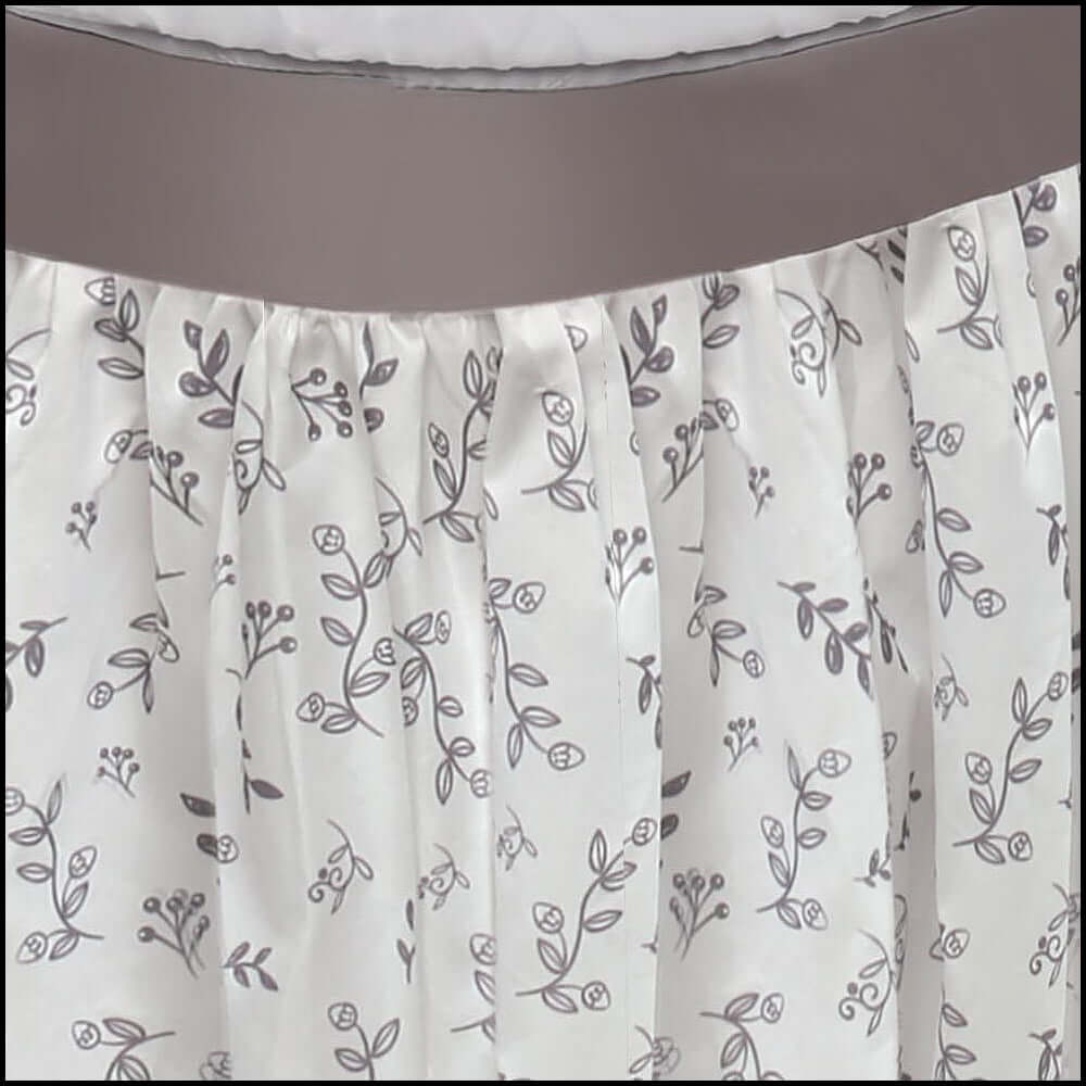 Wishes Oval Bassinet - Front View of Designed Fabric of Wishes Oval Bassinet Gray/Leaf