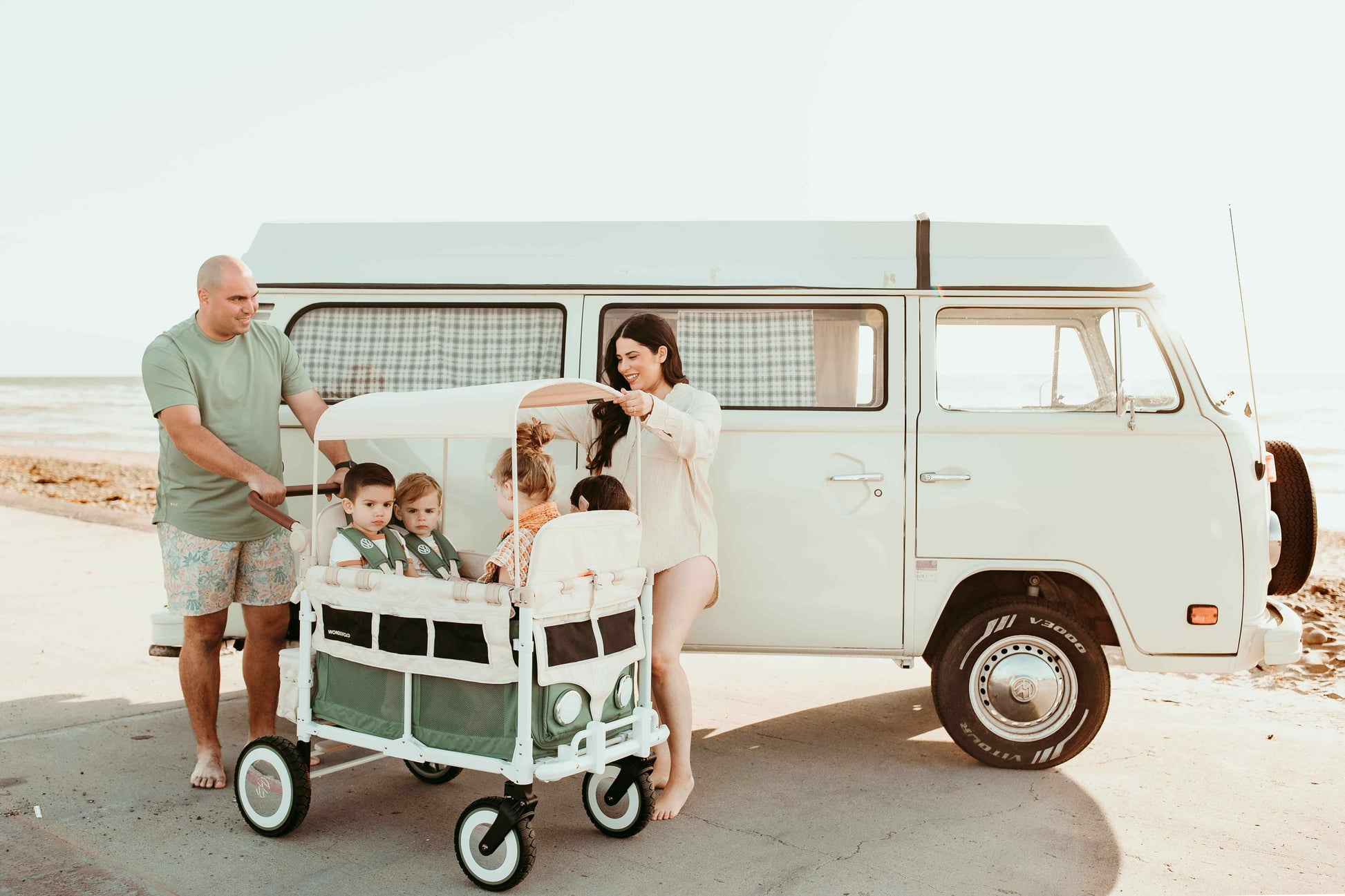 VW4 Volkswagen Stroller Wagon - Inclined Front View of the Wagon Green