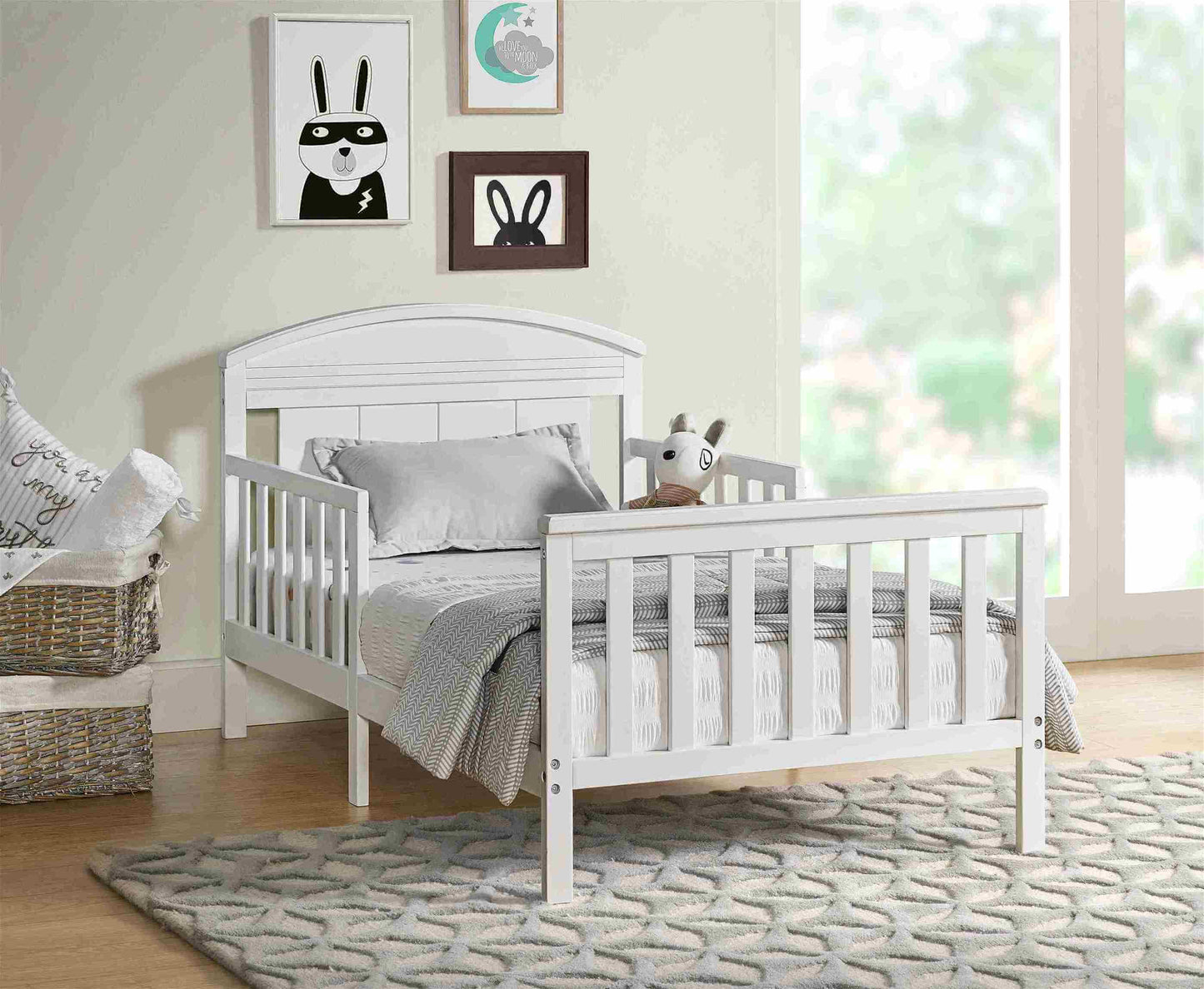 Baldwin Toddler Bed - Lifestyle Image of Toddler Bed White