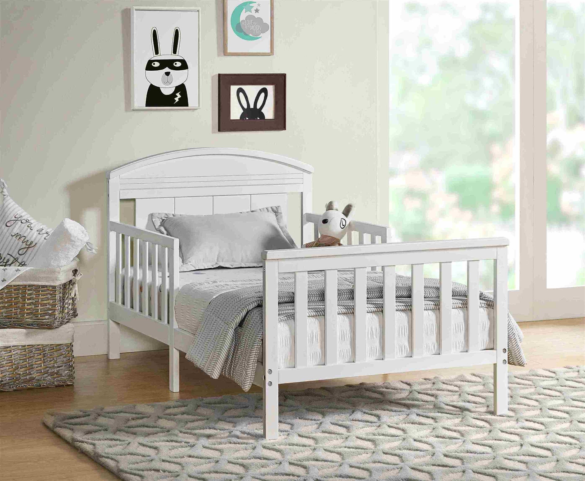 Baldwin Toddler Bed - Lifestyle Image of Toddler Bed White
