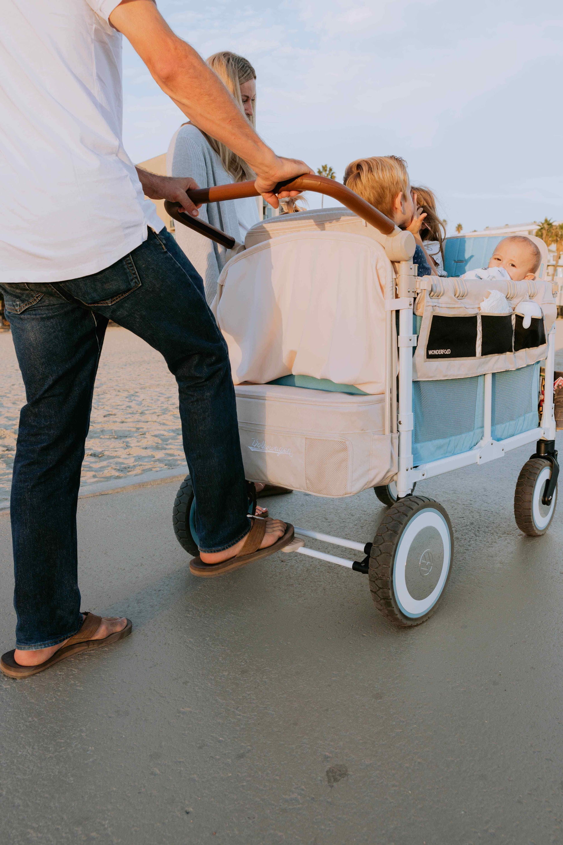 VW4 Volkswagen Stroller Wagon - Lifestyle image Brake Usage View of Wagon Blue