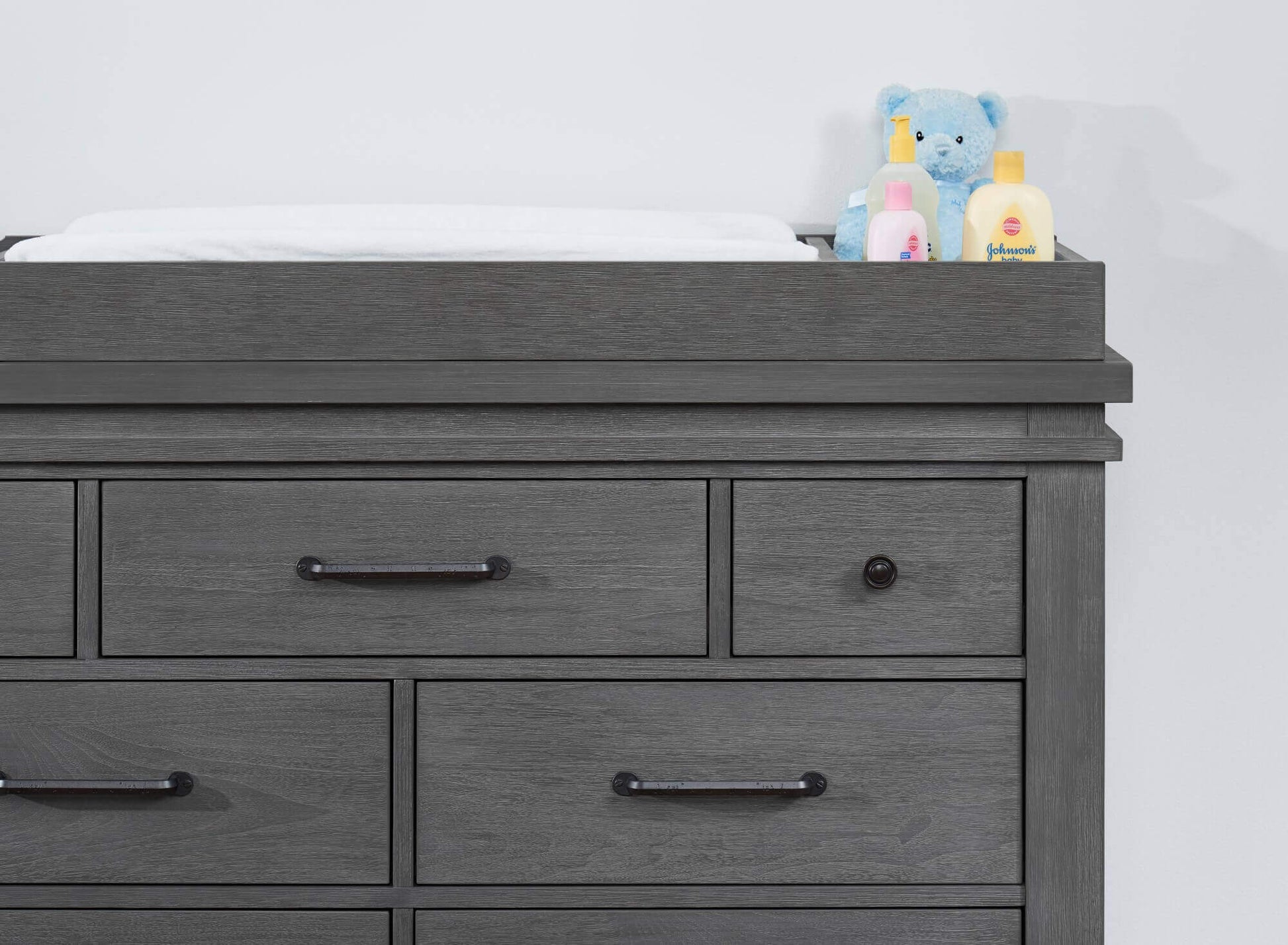 Hampton 7 Drawer Dresser - Lifestyle Image Zoomed Front View of Hampton 7 Drawer Dresser Canyon Gray