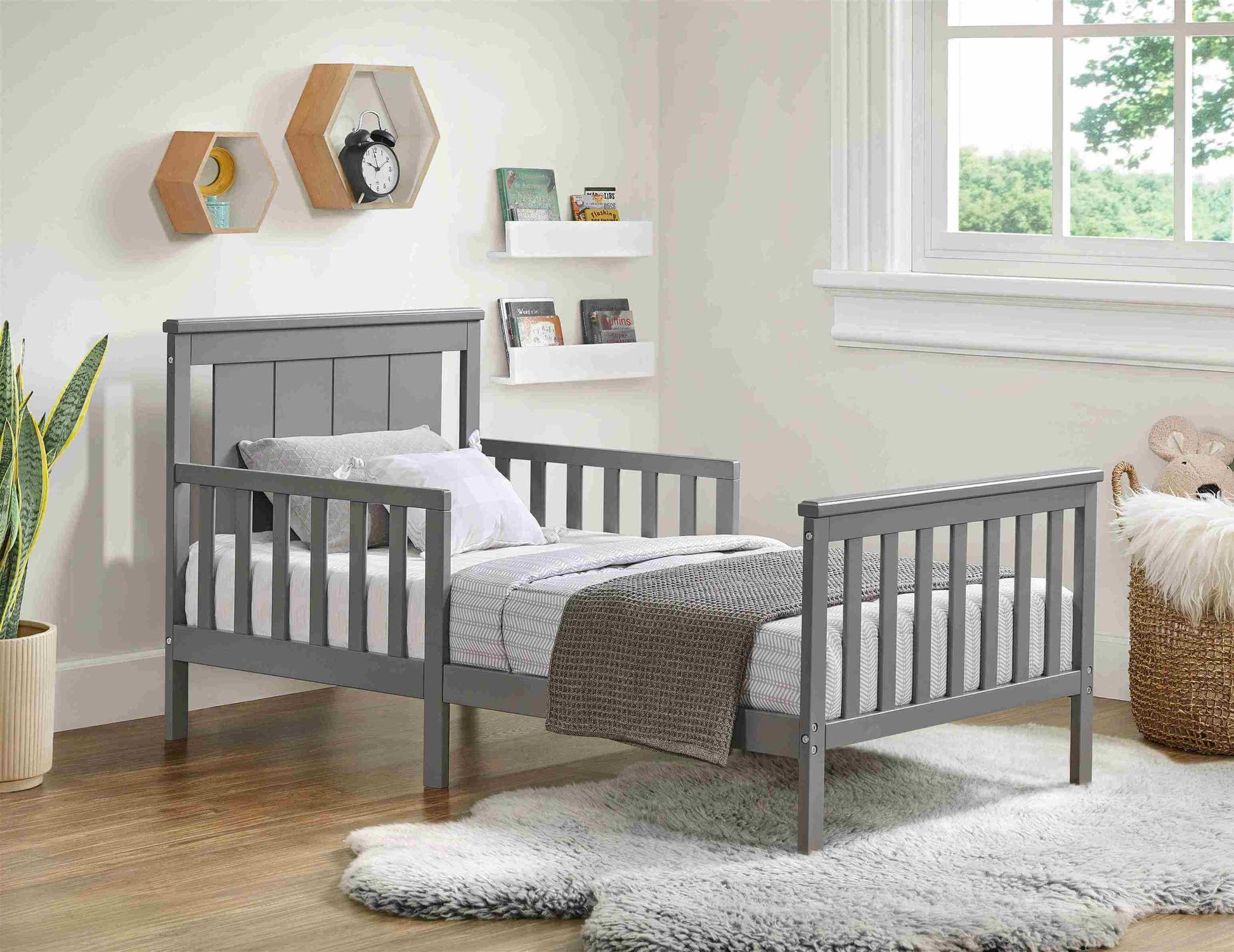 Lazio Toddler Bed - Lifestyle Image of Toddler Bed Gray