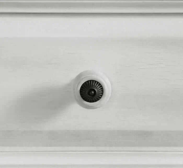London Lane 7 Drawer Dresser - Front View of Knob on Drawer of London Lane 7 Drawer Dresser Vintage White