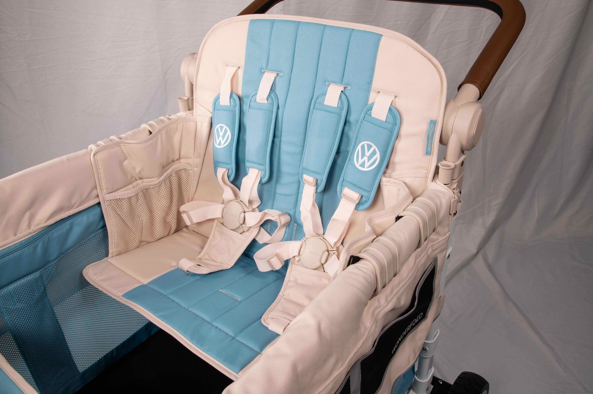 VW4 Volkswagen Stroller Wagon - Lifestyle image Seating View of the Wagon Blue
