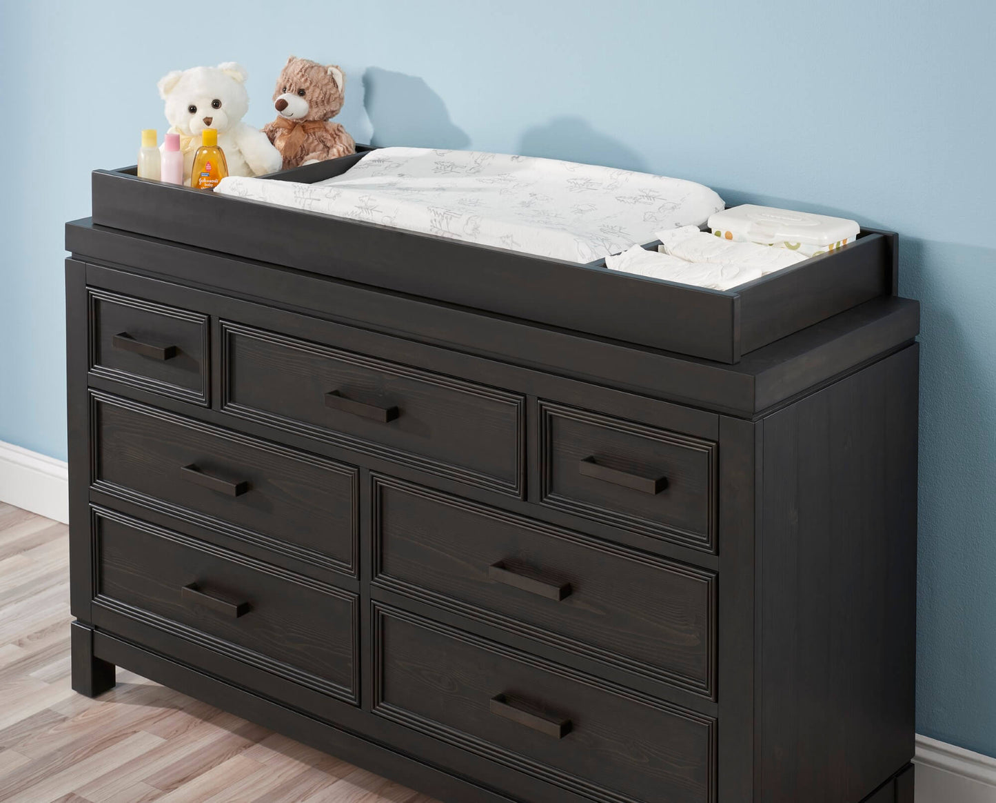 Manchester 7 Drawer Dresser