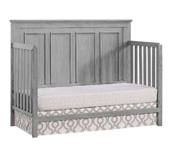 Bennett 4-in-1 Convertible Crib