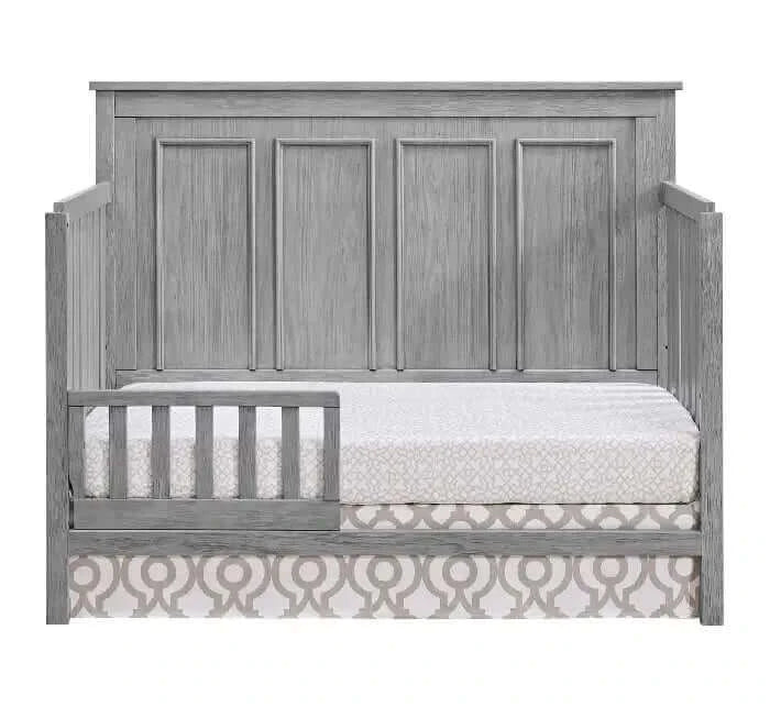 Bennett 4-in-1 Convertible Crib