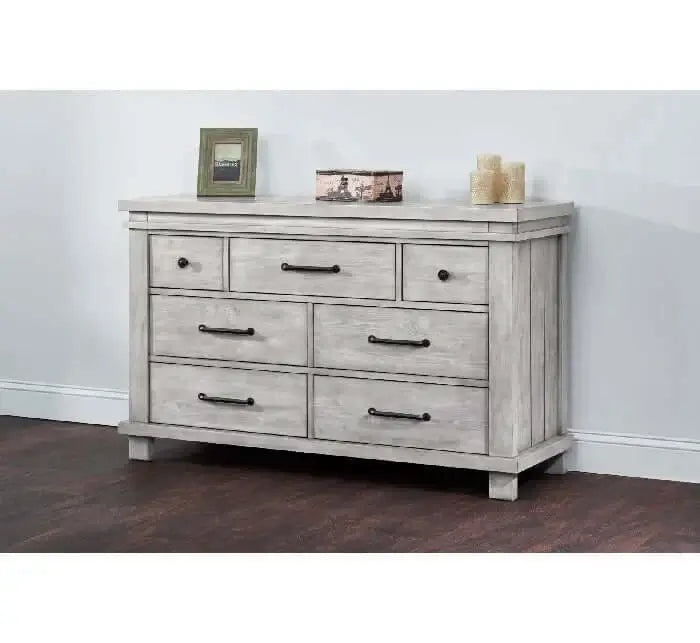 Hampton 7 Drawer Dresser