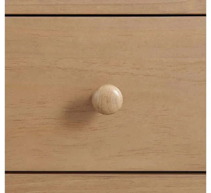 Everlee 6 Drawer Dresser - Honeywood knob closeup