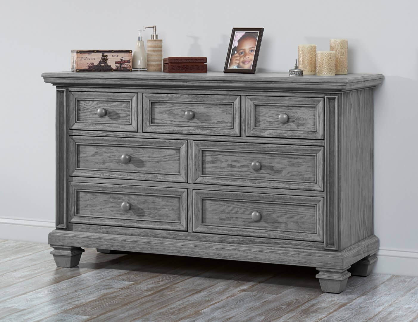 Richmond 7 Drawer Dresser