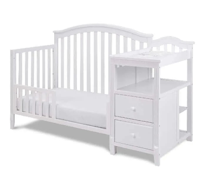 AFG Kali 4-in-1 Crib and Changer - White Guardrail side