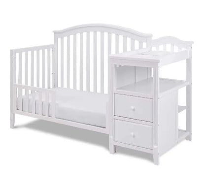 AFG Kali 4-in-1 Crib and Changer - White Guardrail side