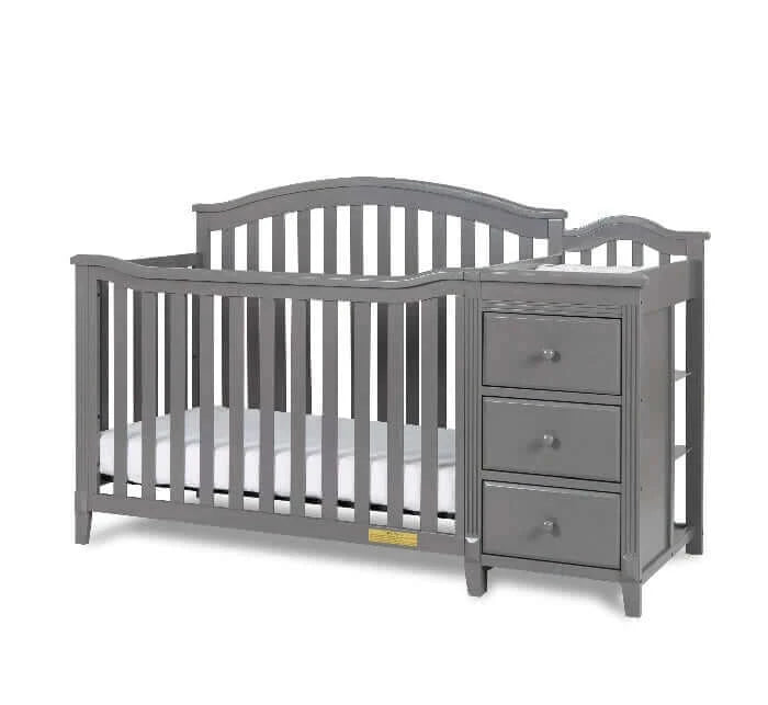 AFG Kali II 4-in-1 Crib and Changer - Daybed side 3