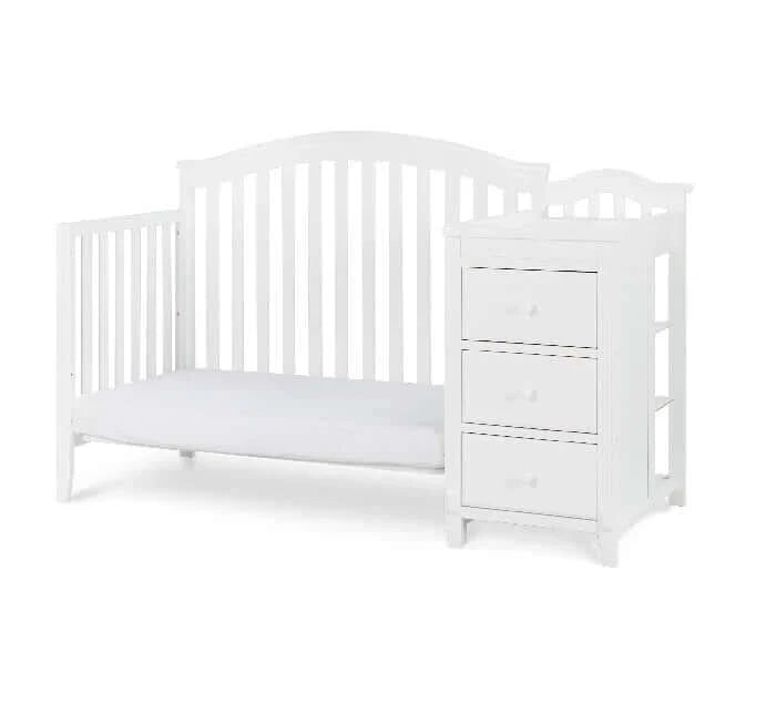 AFG Kali II 4-in-1 Crib and Changer - White daybed 